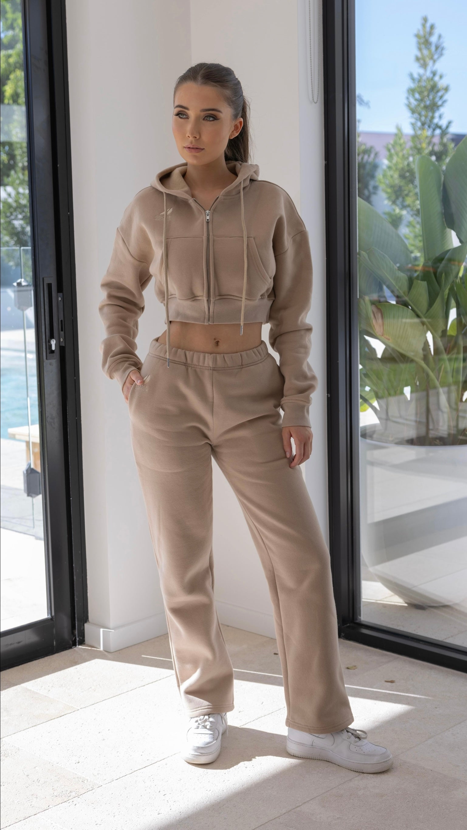 Amber Cropped Hoodie Beige